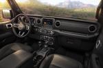 Jeep Wrangler Unlimited Sahara 2018 года (NA)